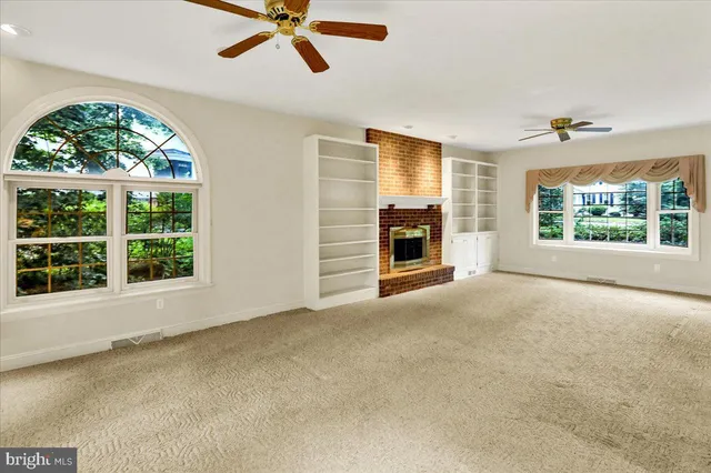 a living room with furniture or fireplace and a flat screen tv