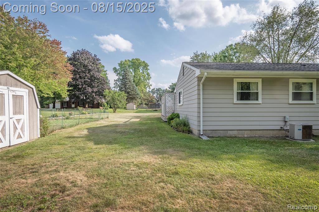 1412 Booth Street Howell, MI 48843 - Photo 23 of 26