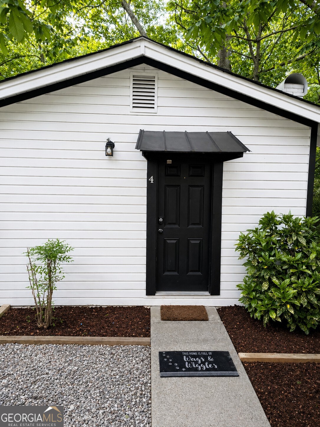 1522 Central Avenue, Unit 4 Demorest, GA 30535 - Photo 1 of 7
