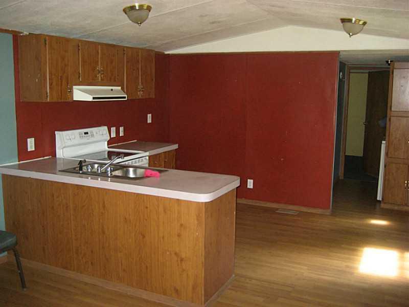 7 Old County Road Rockland, ME 04841 - Photo 11 of 21 Kitchen.
