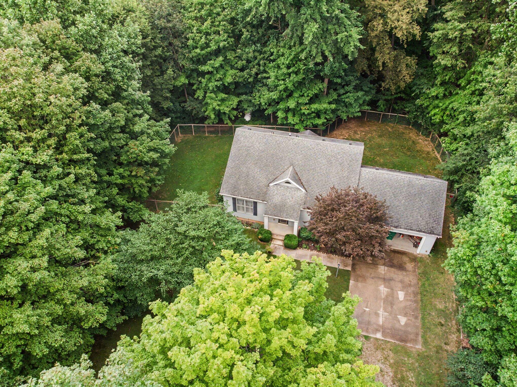 6367 Pokagon Road Berrien Center, MI 49102 - Photo 21 of 26 027_file_9793