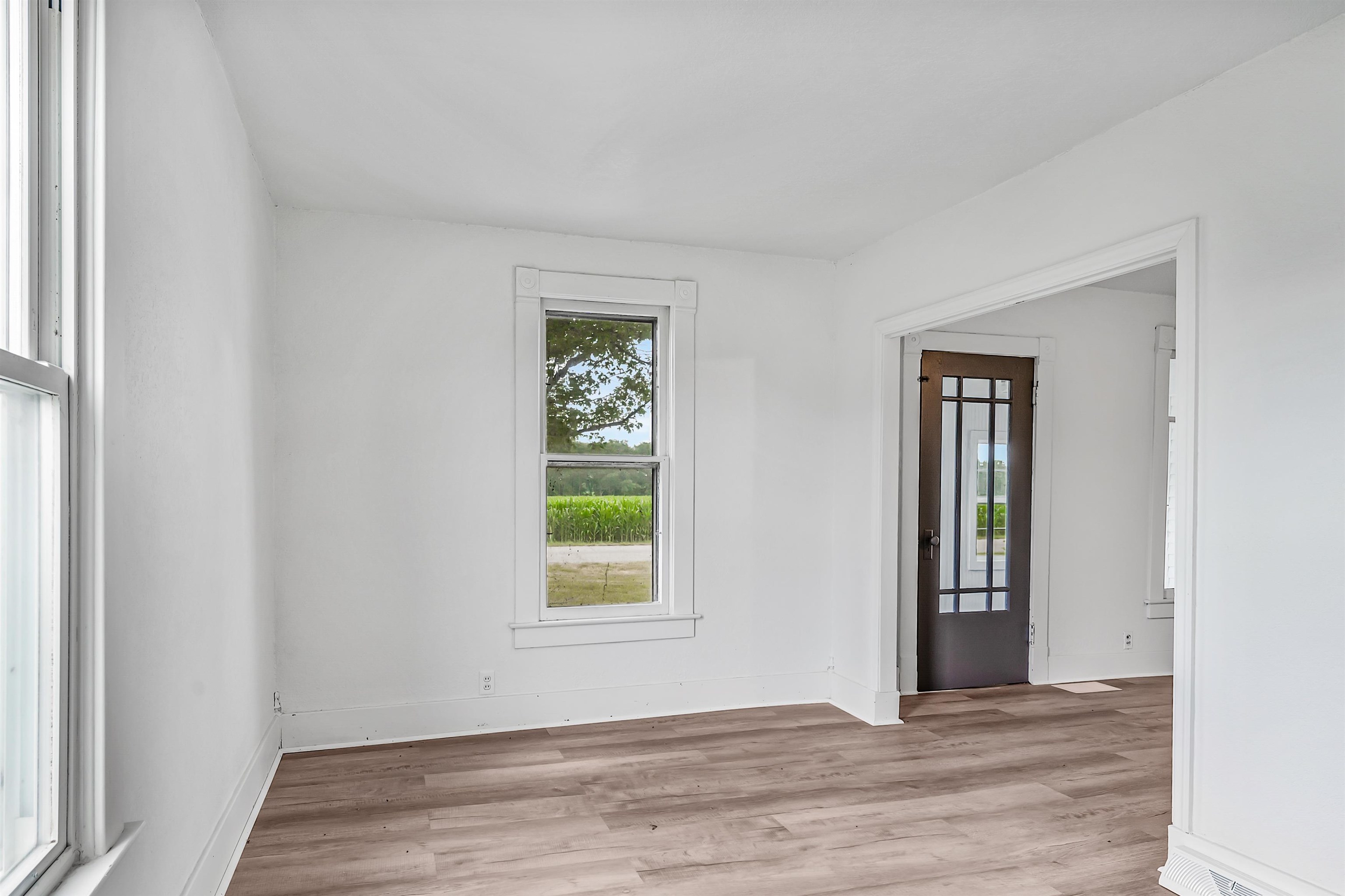 3553 South Country Club Road Warsaw, IN 46580 - Photo 15 of 35 Gallery Image 15