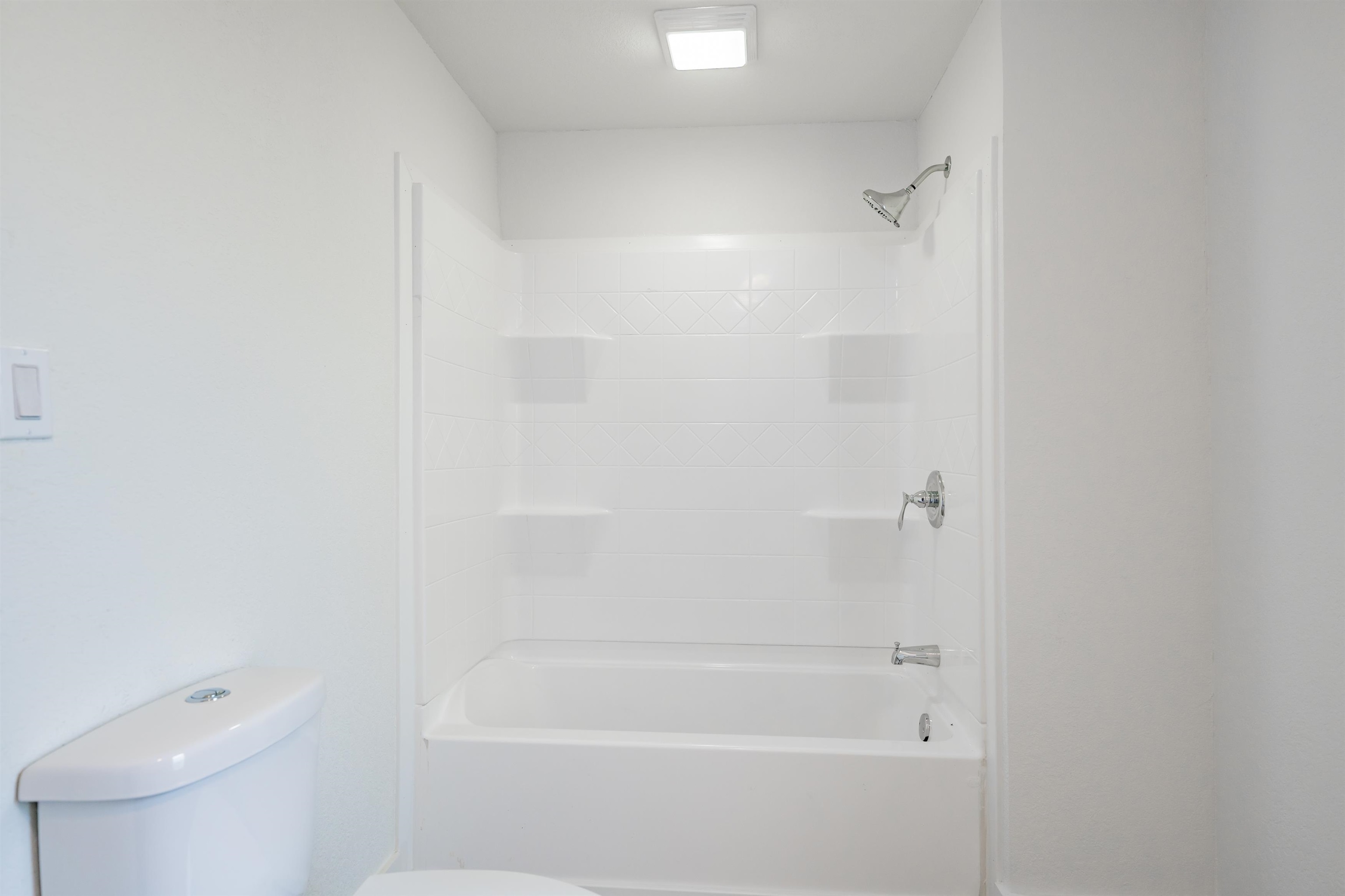 3553 South Country Club Road Warsaw, IN 46580 - Photo 23 of 35 Gallery Image 23