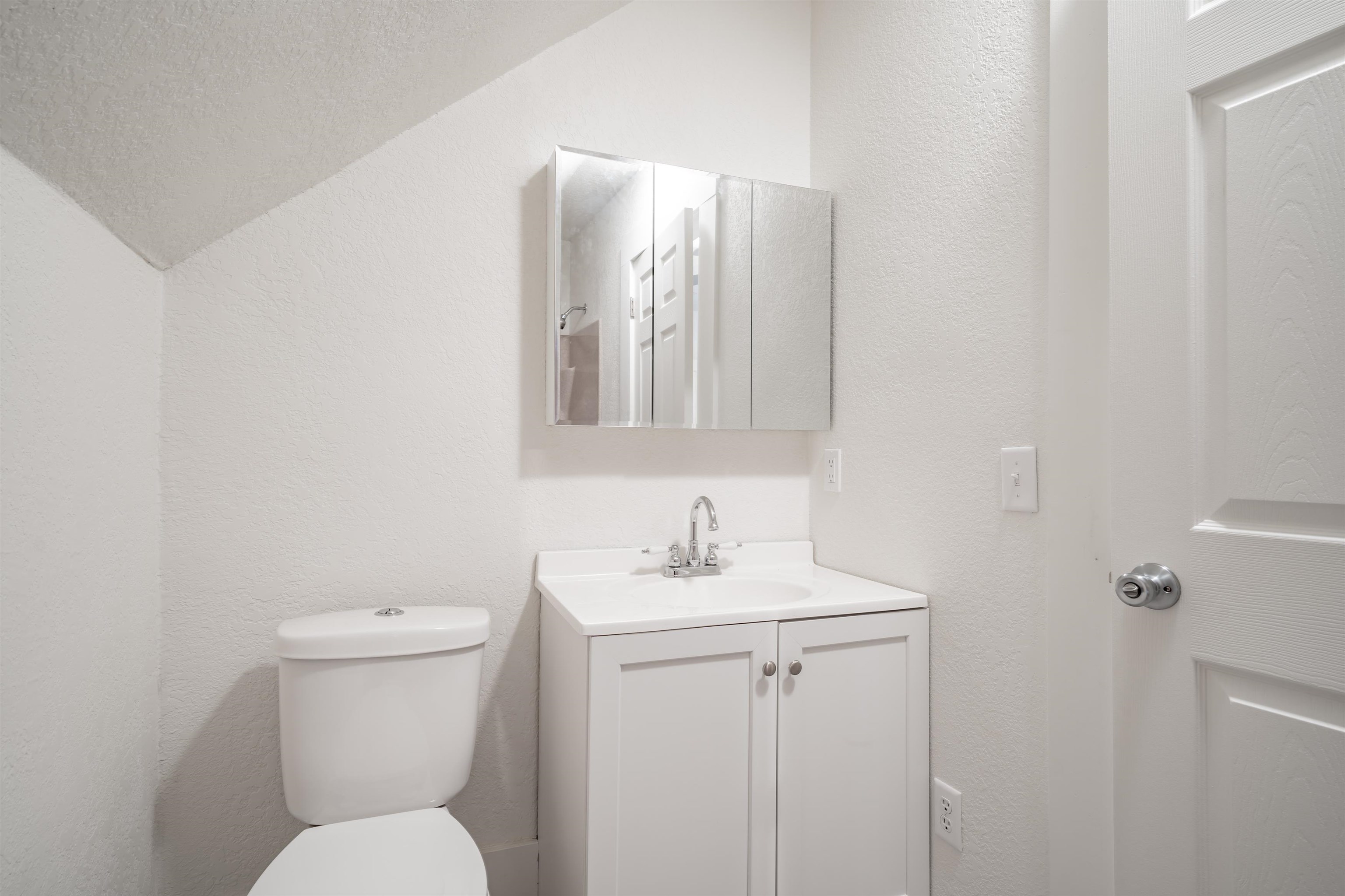 3553 South Country Club Road Warsaw, IN 46580 - Photo 24 of 35 Gallery Image 24