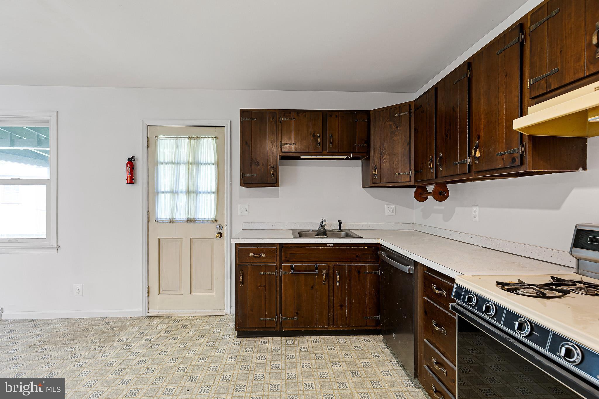 1040 Valley Road Hockessin, DE 19707 - Photo 15 of 23