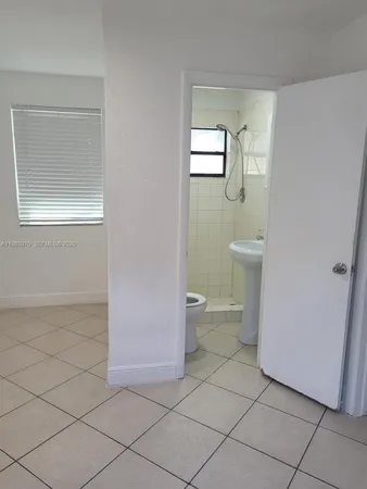 $1,200 | 2910 Northwest 6th Court, Unit 2, Pompano Beach, FL 33069