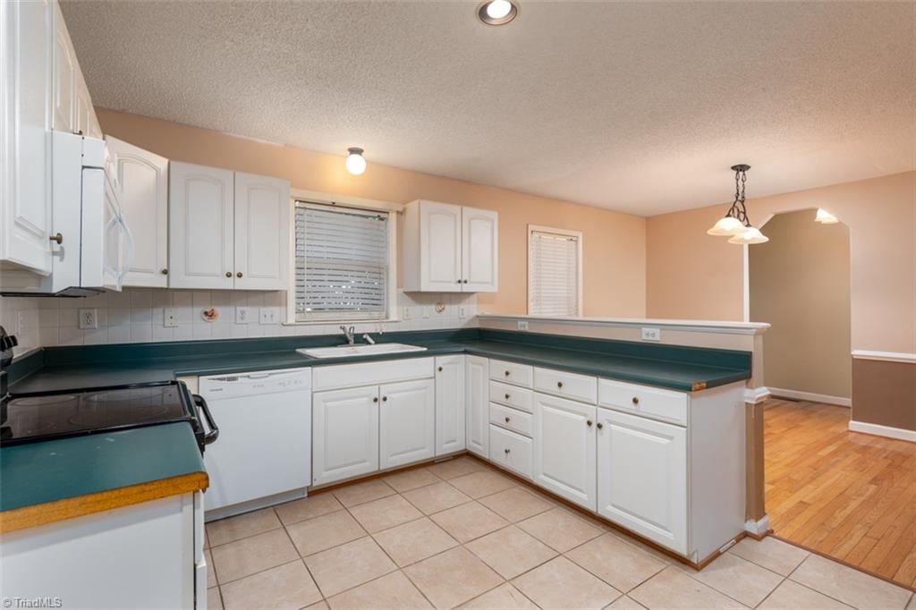 5480 Springhouse Farm Road Winston-Salem, NC 27107 - Photo 8 of 28 Gallery Image 8