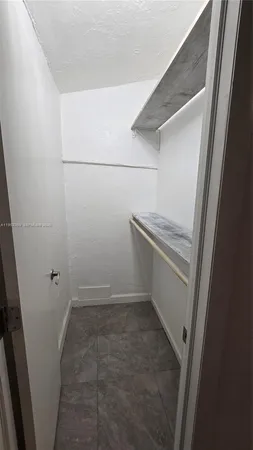 a view of utility room