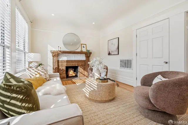 $928,000 | 180 Ocean Avenue, San Francisco, CA 94112