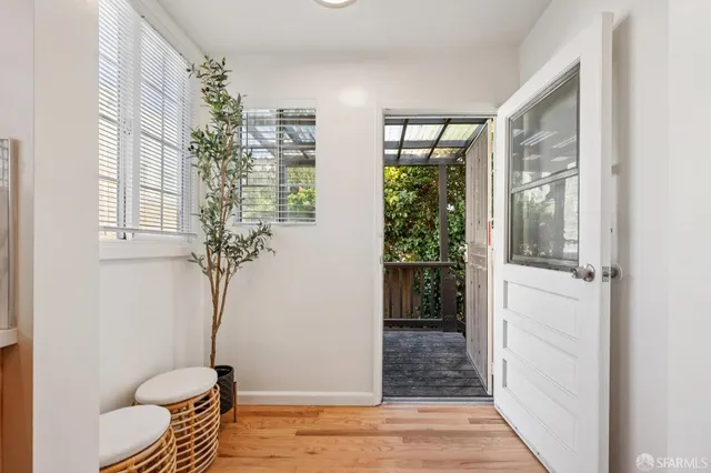 $928,000 | 180 Ocean Avenue, San Francisco, CA 94112