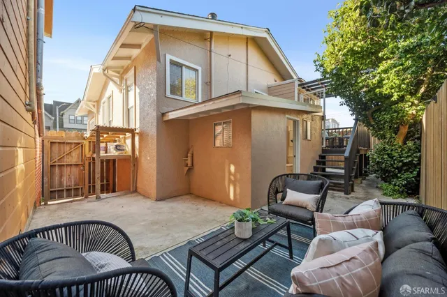 $928,000 | 180 Ocean Avenue, San Francisco, CA 94112