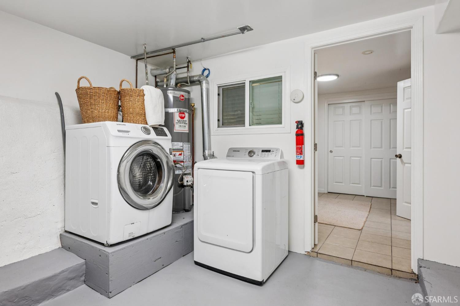 180 Ocean Avenue San Francisco, CA 94112 - Photo 53 of 62 a utility room with dryer and washer