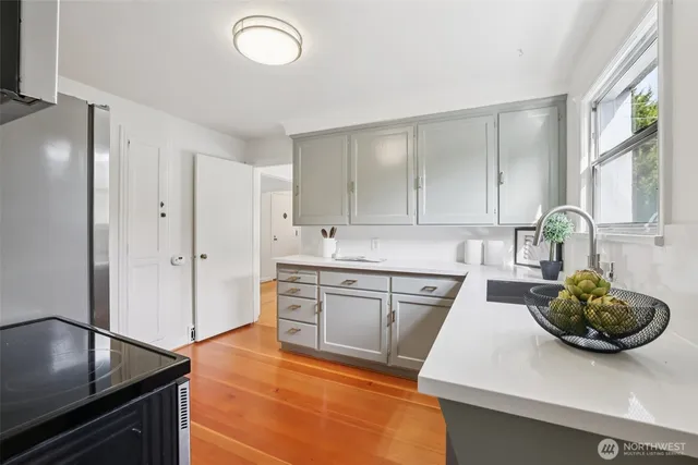 $995,000 | 819 Northwest 80th Street, Seattle, WA 98117