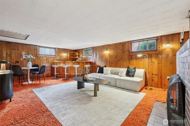 $995,000 | 819 Northwest 80th Street, Seattle, WA 98117