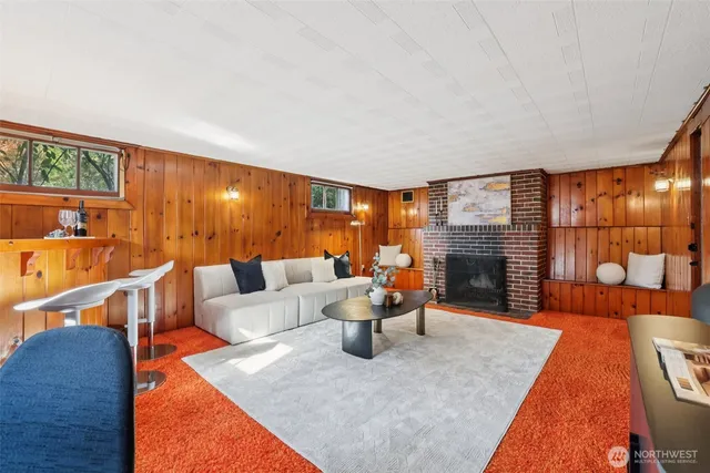 $995,000 | 819 Northwest 80th Street, Seattle, WA 98117