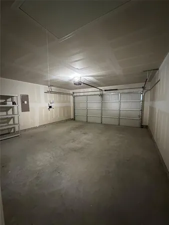 $1,995 | 11719 Bone Spg Drive, Rhome, TX 76078