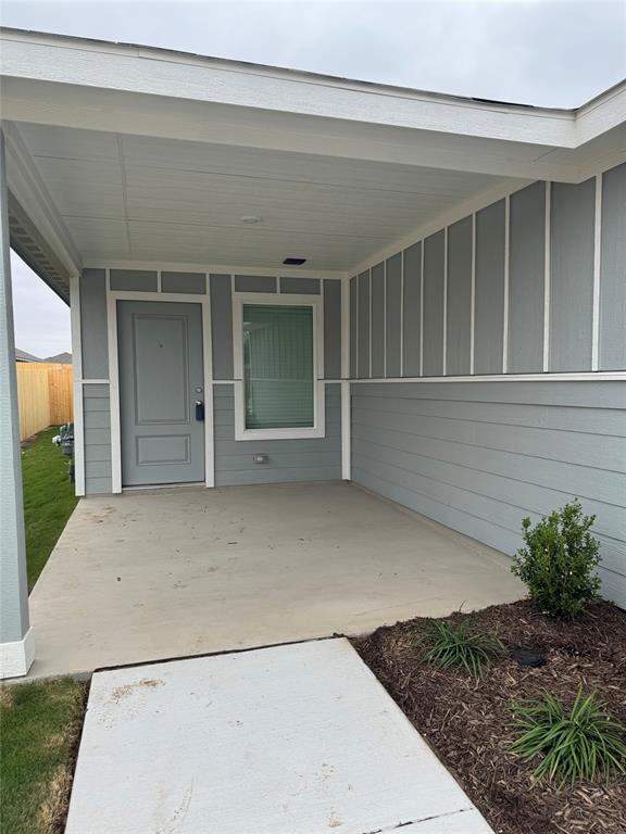 11719 Bone Spg Drive Rhome, TX 76078 - Photo 2 of 18