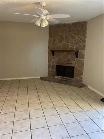 $1,200 | 209 Meadows Drive, Destrehan, LA 70047