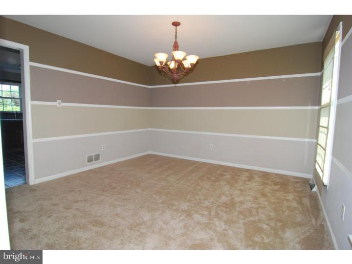 903 Snyder Road Reading, PA 19609 - Photo 3 of 22 Gallery Image 3