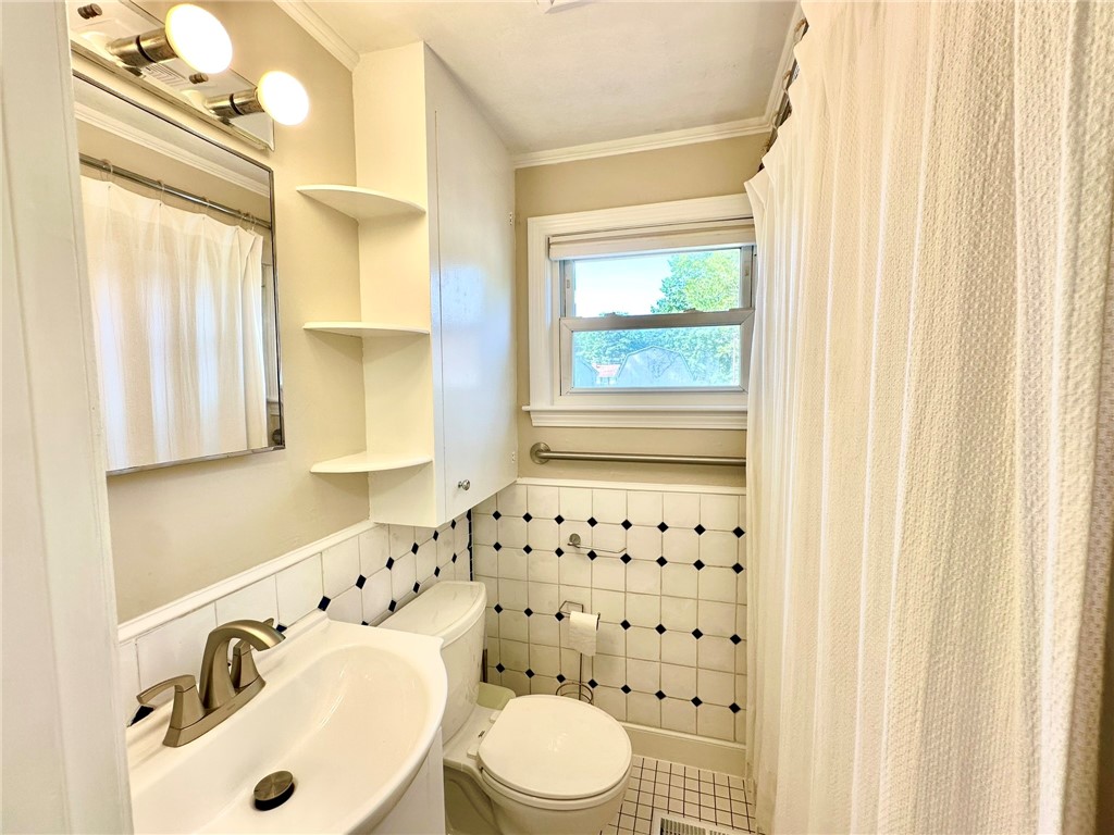 17 Rondeau Road Bellingham, MA 02019 - Photo 12 of 26 Bathroom
