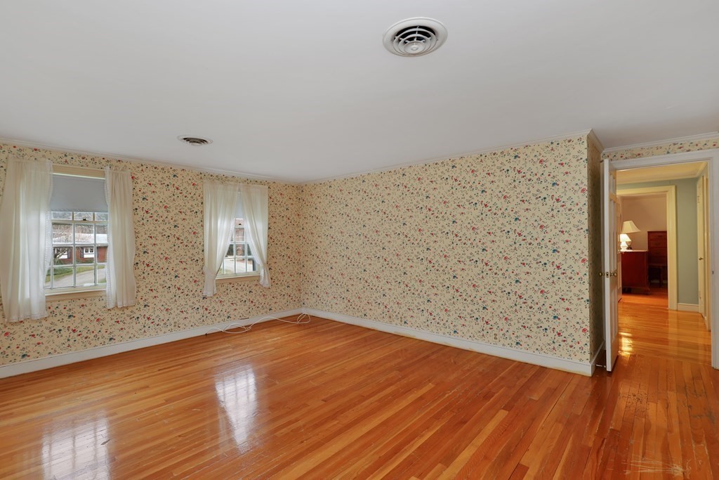 169 Braemoor Road Brockton, MA 02301 - Photo 28 of 42