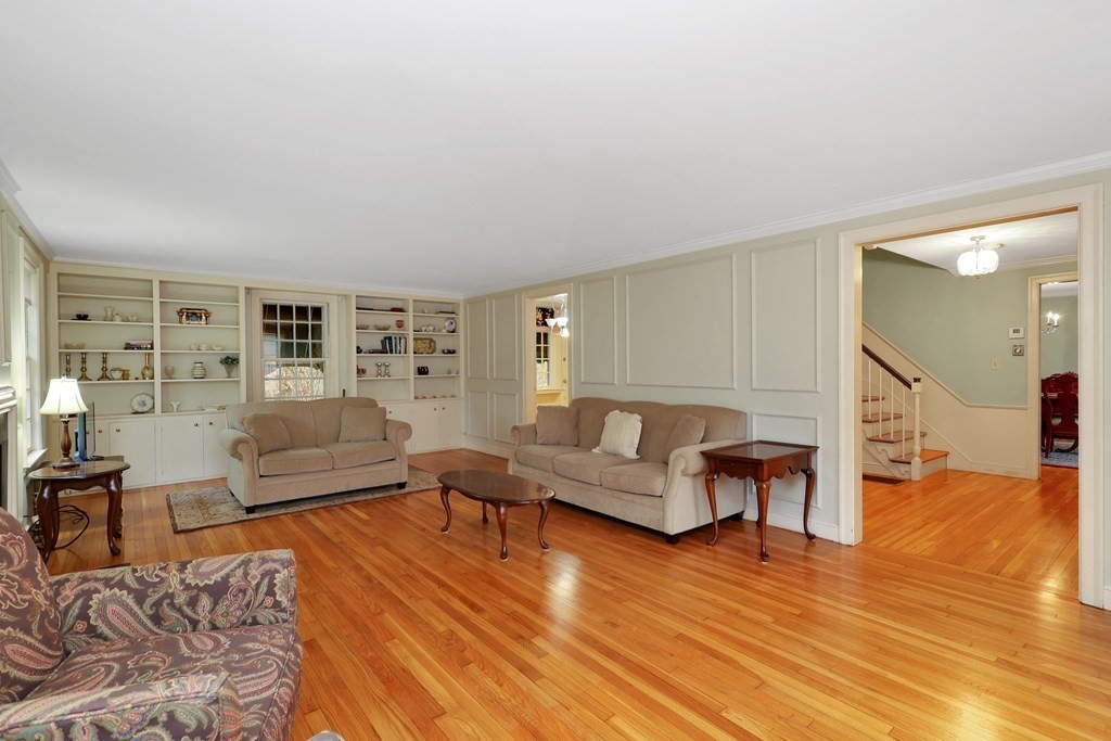 169 Braemoor Road Brockton, MA 02301 - Photo 7 of 42