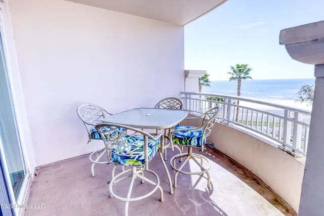 $334,000 | 2228 Beach Drive, Unit 306, Gulfport, MS 39507
