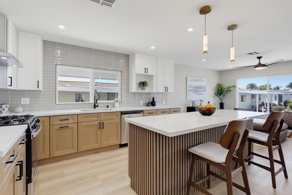 650 South Rancho Santa Fe Road, Unit 52 San Marcos, CA 92078 - Photo 2 of 22 Beautiful 8' island with quartz countertop!