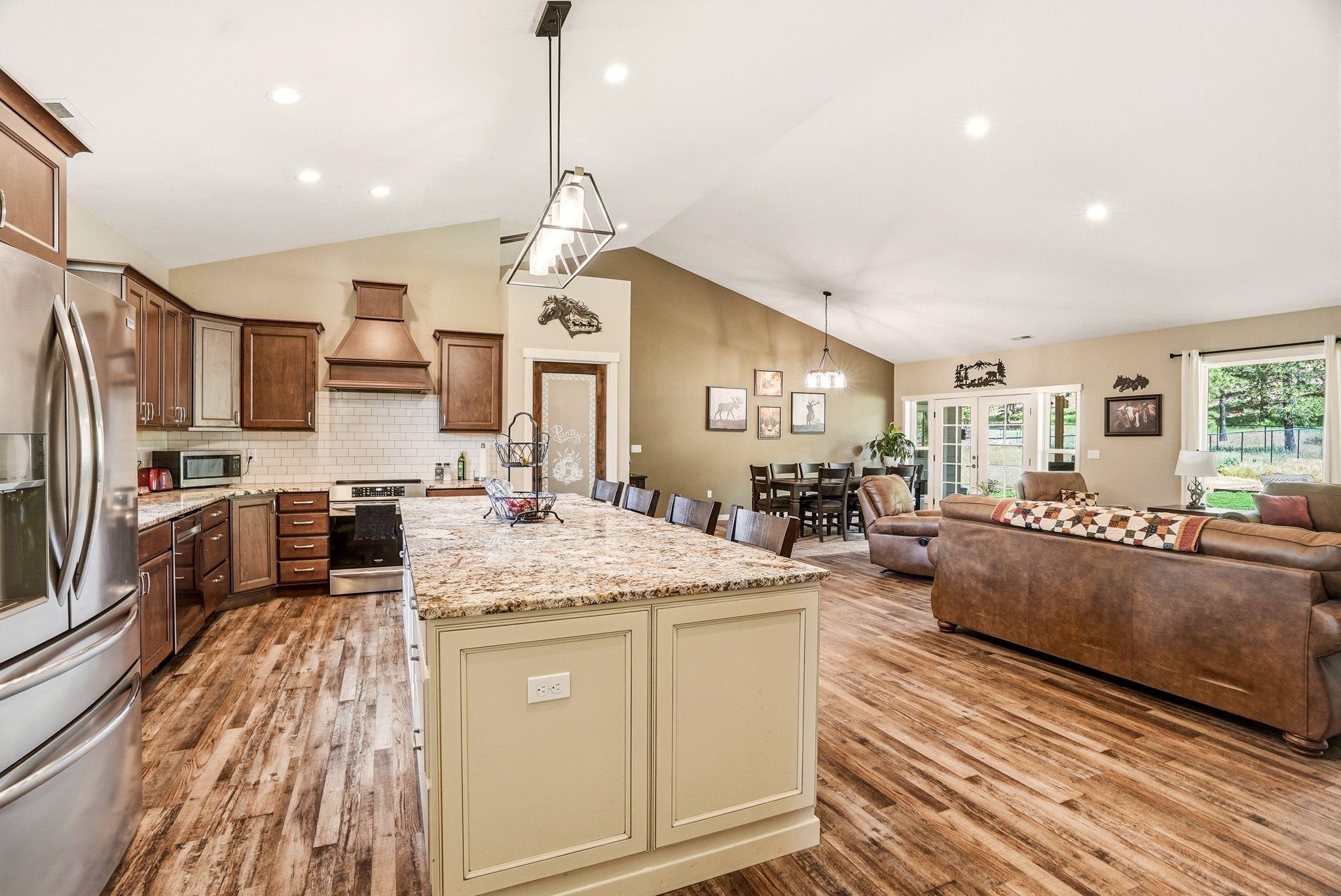 7702 West Jensen Road Cheney, WA 99004 - Photo 23 of 41