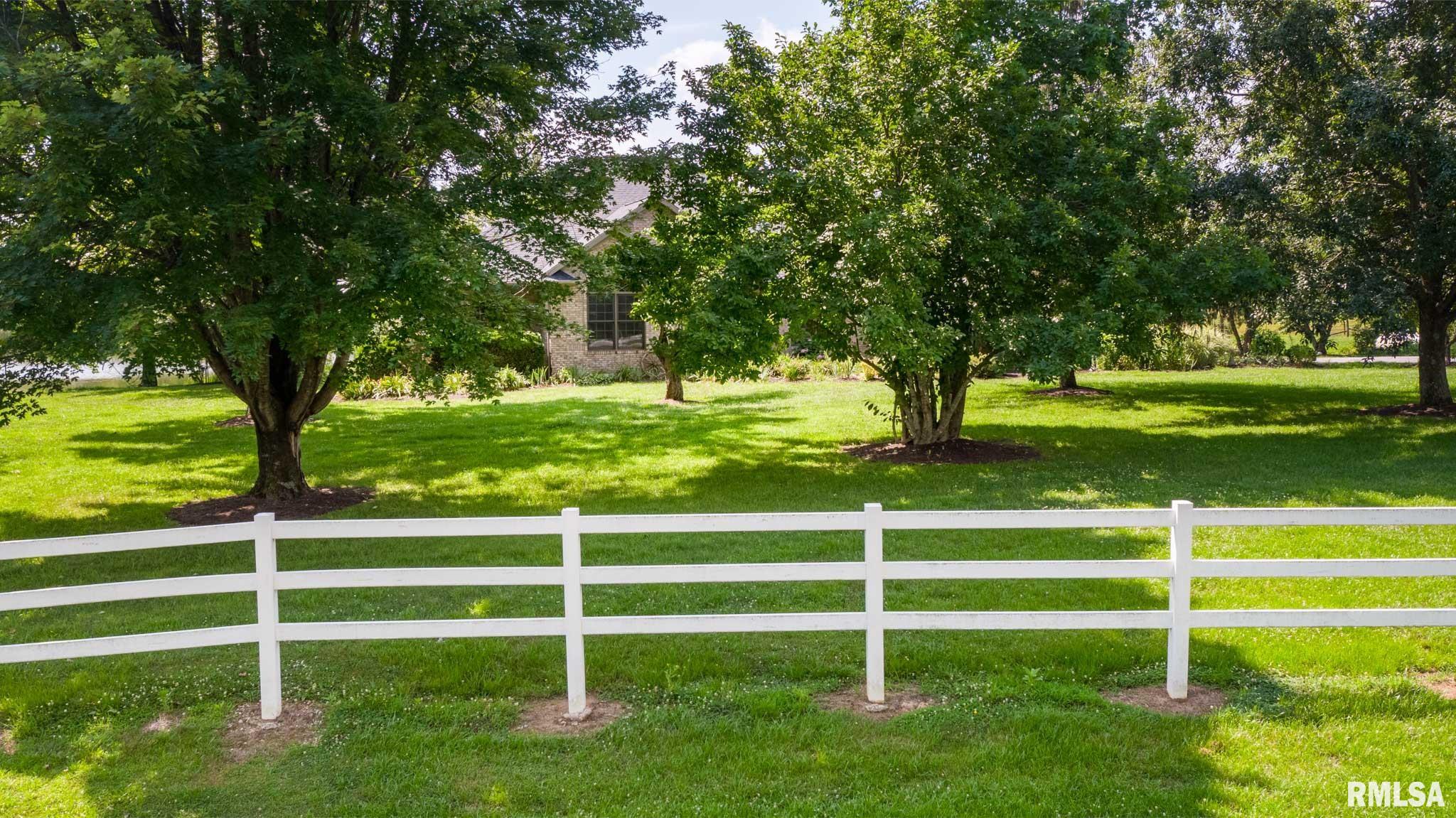 219 Ozark Road Simpson, IL 62985 - Photo 4 of 66 Gallery Image 4