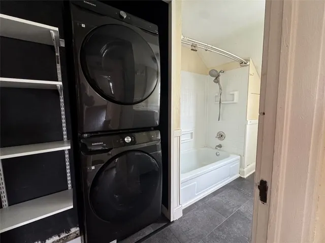 $1,800 | 66 Cook Street, Johnson City, NY 13790