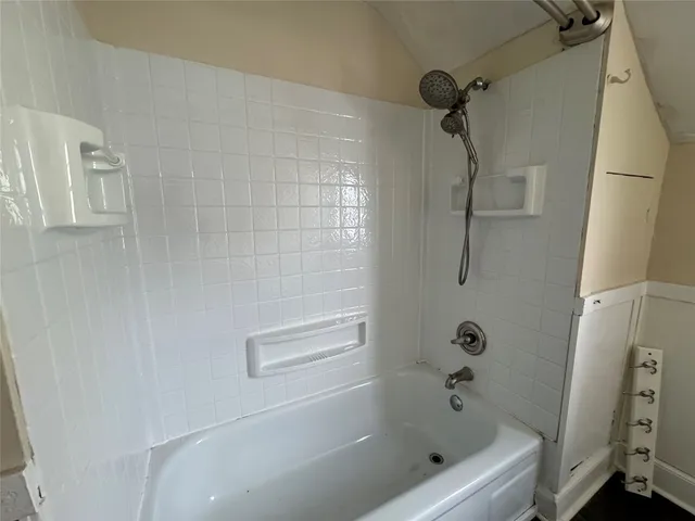 $1,800 | 66 Cook Street, Johnson City, NY 13790