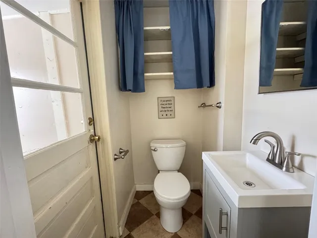 $1,800 | 66 Cook Street, Johnson City, NY 13790