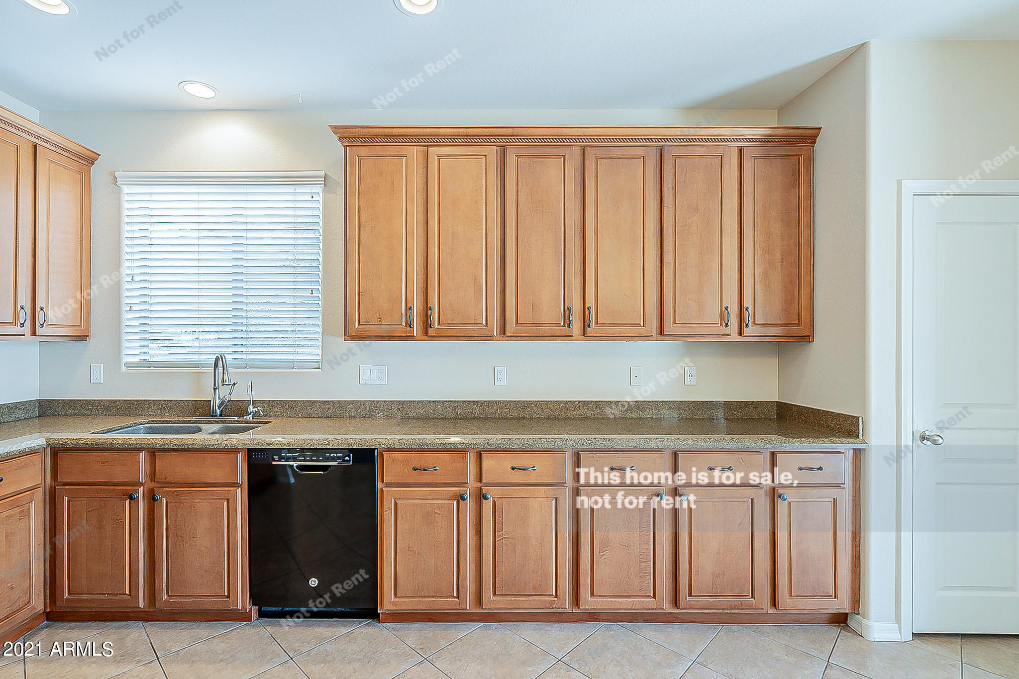 21319 East Alyssa Road Queen Creek, AZ 85142 - Photo 10 of 30 listing_9