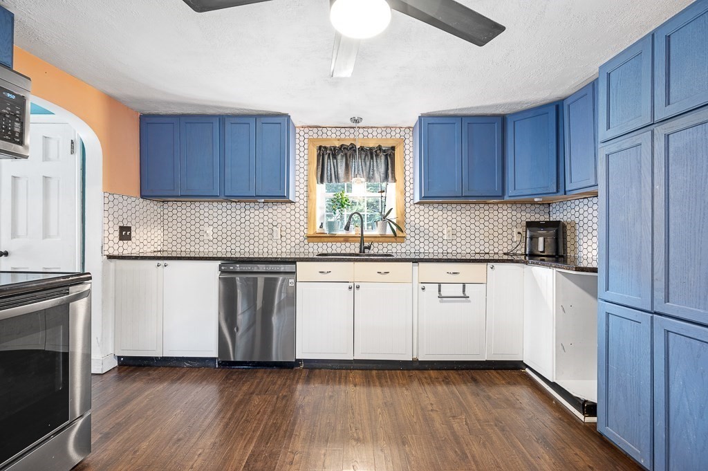 154 Southbridge Road Dudley, MA 01571 - Photo 6 of 27 Gallery Image 6