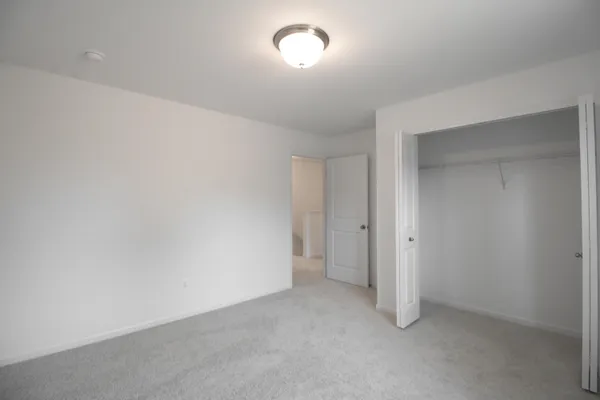 $479,900 | 17143 Coral Gables Avenue, Southfield, MI 48076