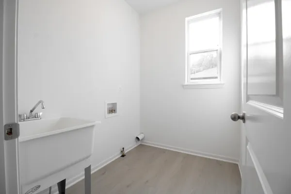 $479,900 | 17143 Coral Gables Avenue, Southfield, MI 48076