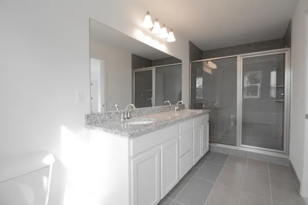 $479,900 | 17143 Coral Gables Avenue, Southfield, MI 48076