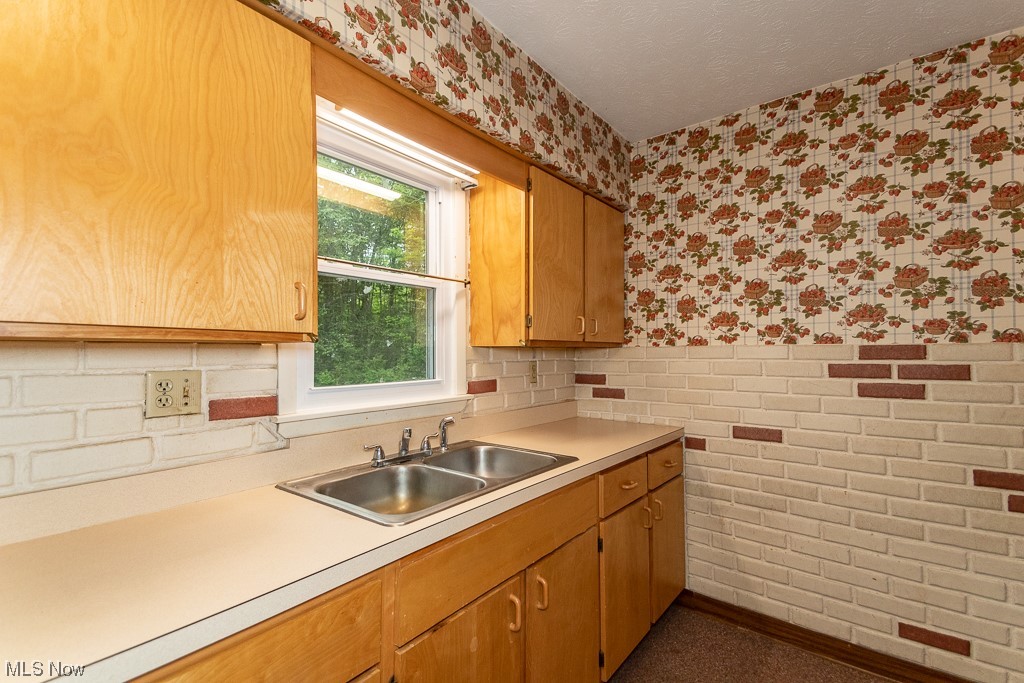 13514 Woodin Road Chardon, OH 44024 - Photo 8 of 33