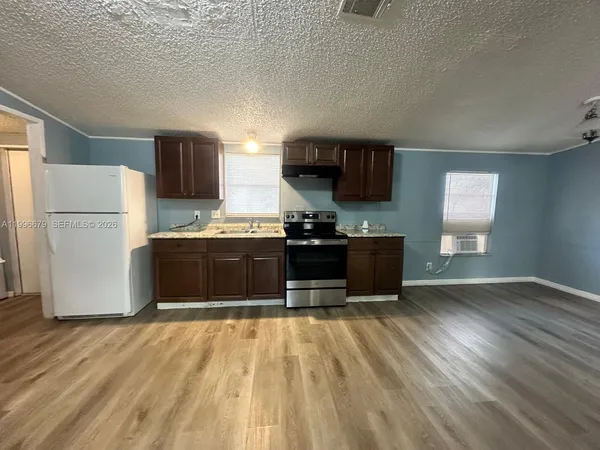 $2,295 | 11863 Atlantic Circle, Unit H, Boca Raton, FL 33428