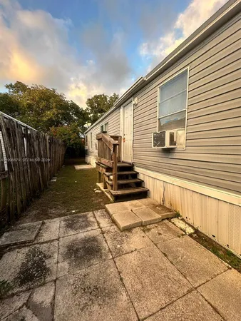 $2,295 | 11863 Atlantic Circle, Unit H, Boca Raton, FL 33428