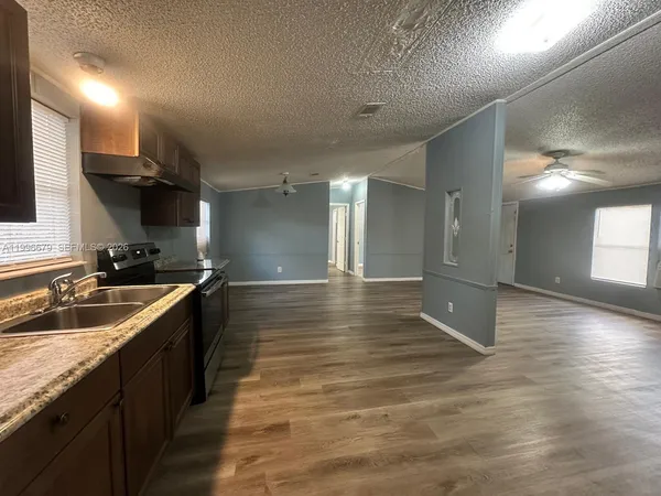 $2,295 | 11863 Atlantic Circle, Unit H, Boca Raton, FL 33428