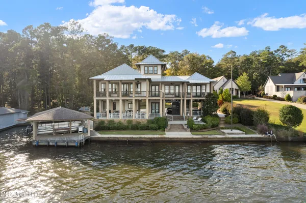 $1,724,900 | 59 Log Wagon Trail, Lumberton, MS 39455