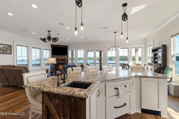 $1,724,900 | 59 Log Wagon Trail, Lumberton, MS 39455