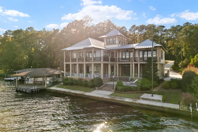 $1,749,000 | 59 Log Wagon Trail, Lumberton, MS 39455