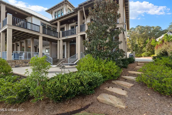 $1,724,900 | 59 Log Wagon Trail, Lumberton, MS 39455