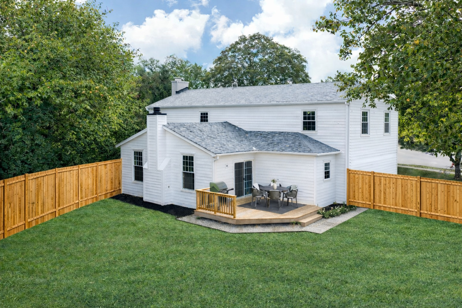 2348 Ash Lane Northbrook, IL 60062 - Photo 2 of 22
