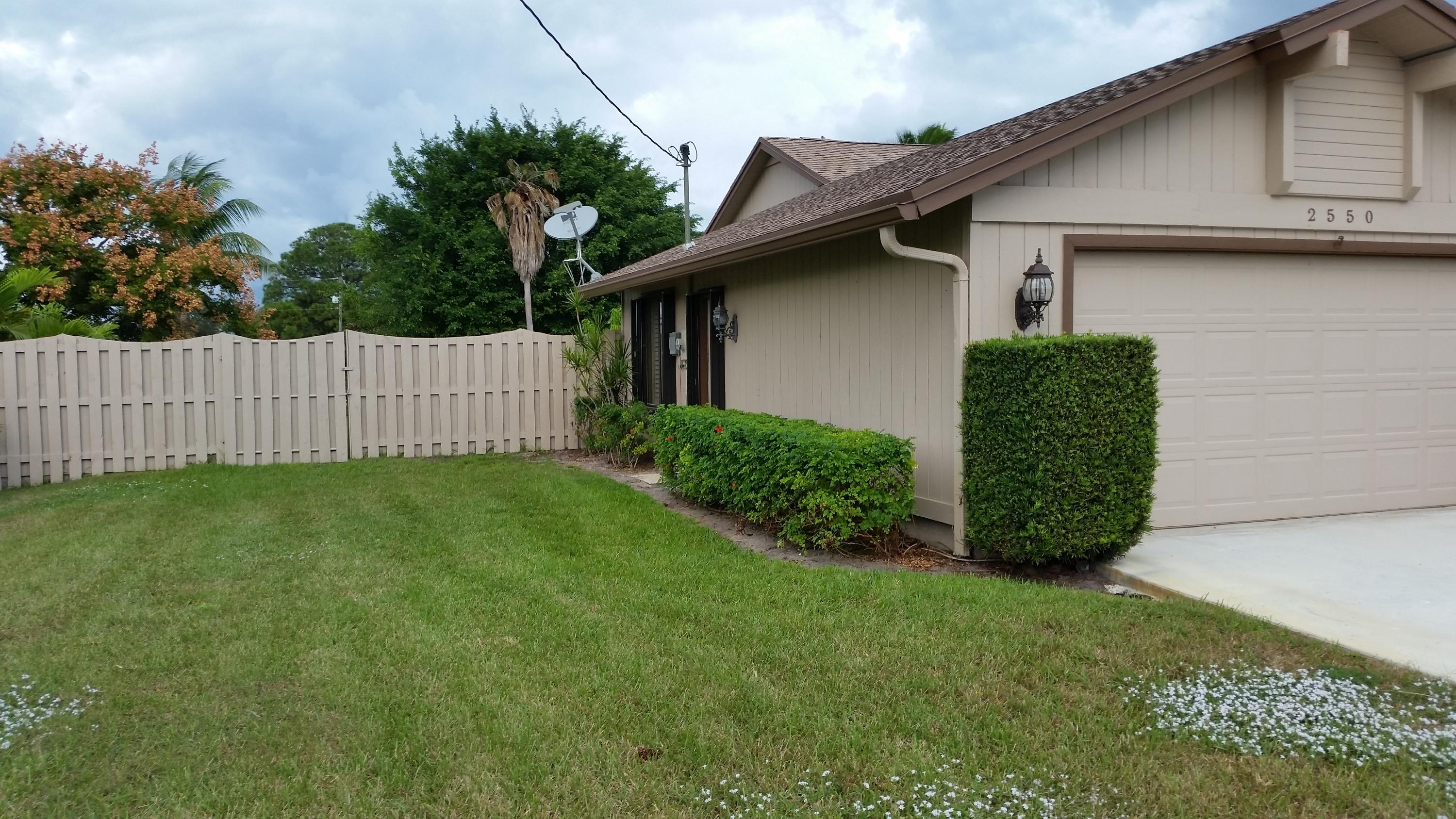 2550 Southeast Hamden Road Port St. Lucie, FL 34952 - Photo 20 of 23 20151110_150515