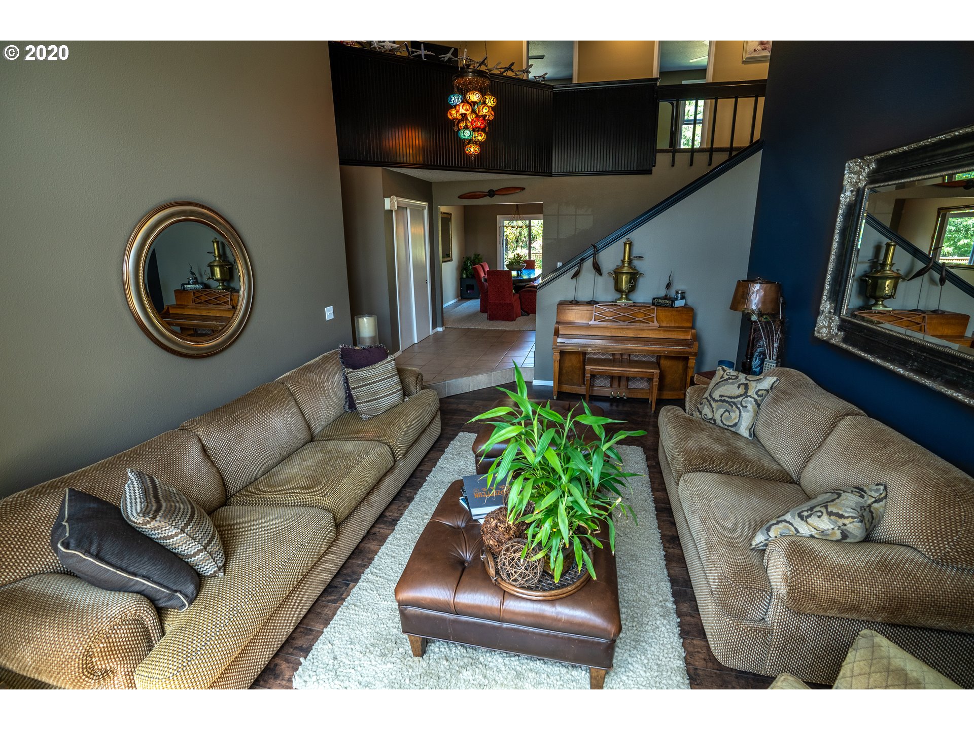 9035 Southwest Reiling Street Portland, OR 97224 - Photo 2 of 25 Gallery Image 2