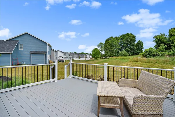 $584,900 | 74 Chase Meadow Trail, Mendon, NY 14472